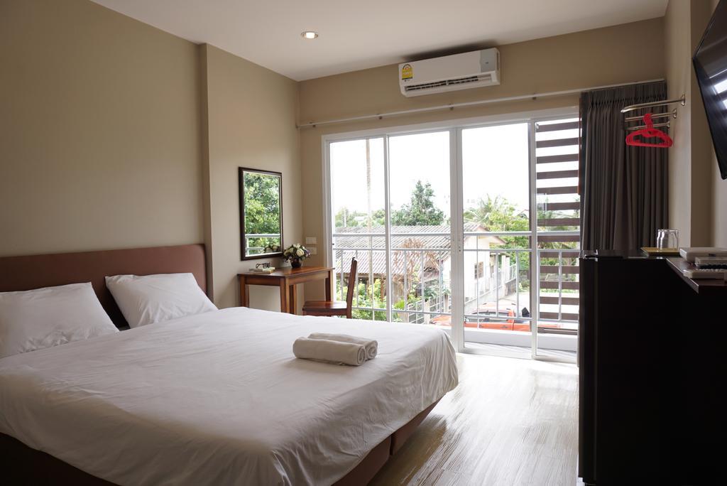 Chompu Nakarin Apartment Trang Buitenkant foto