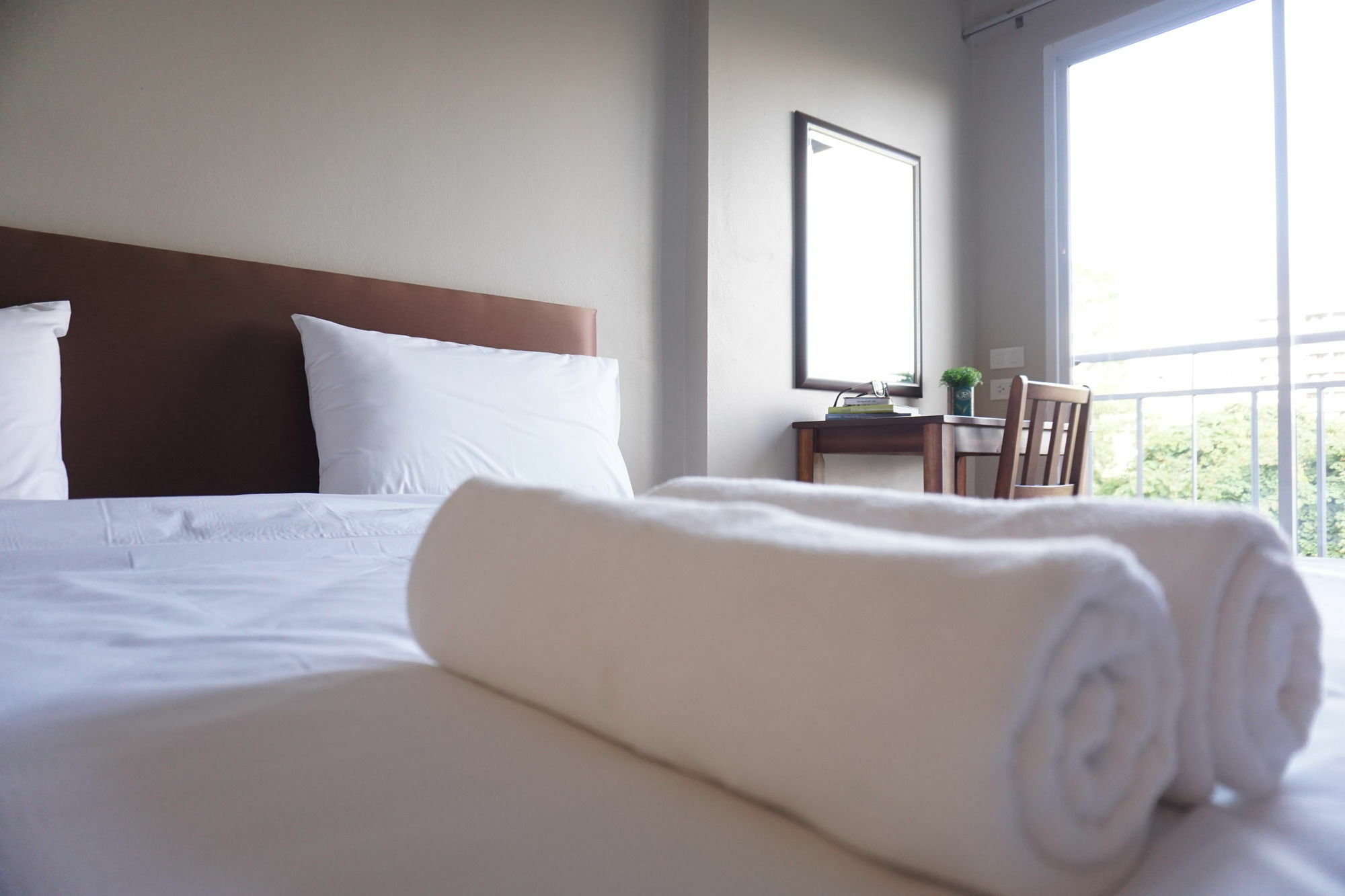 Chompu Nakarin Apartment Trang Buitenkant foto